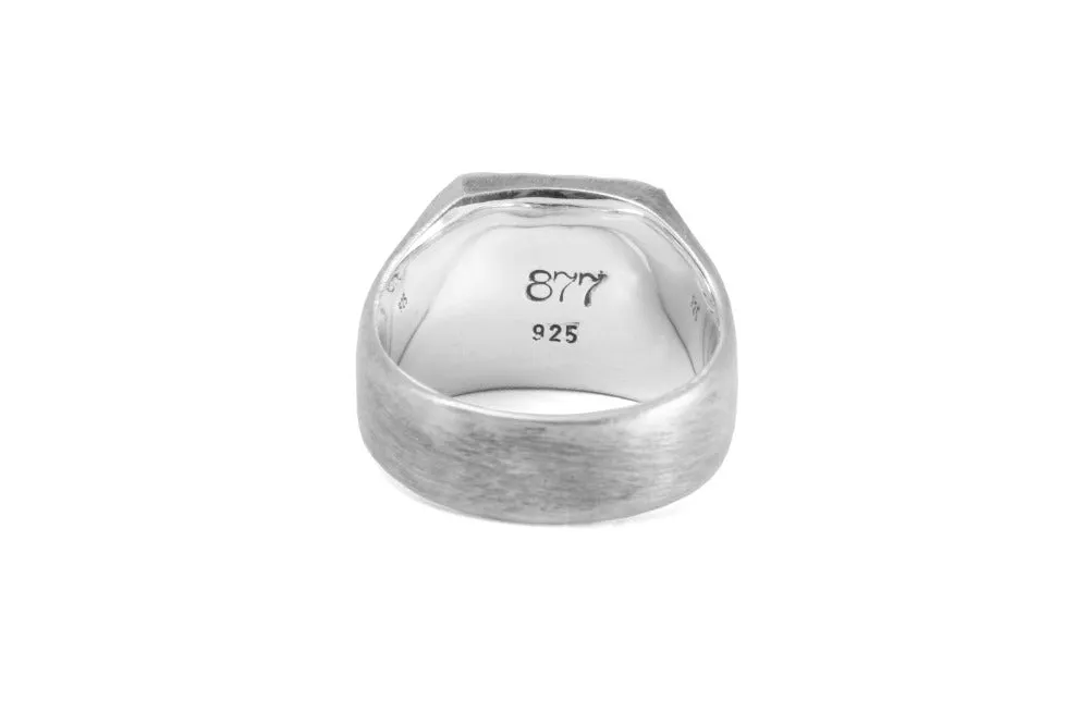 #035 - Signet Ring graphic pattern - GOLD