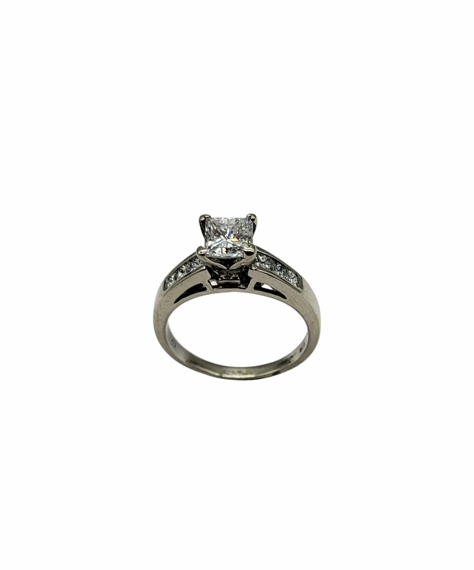 1.52 Carat Total Weight Princess Cut Engagement Ring