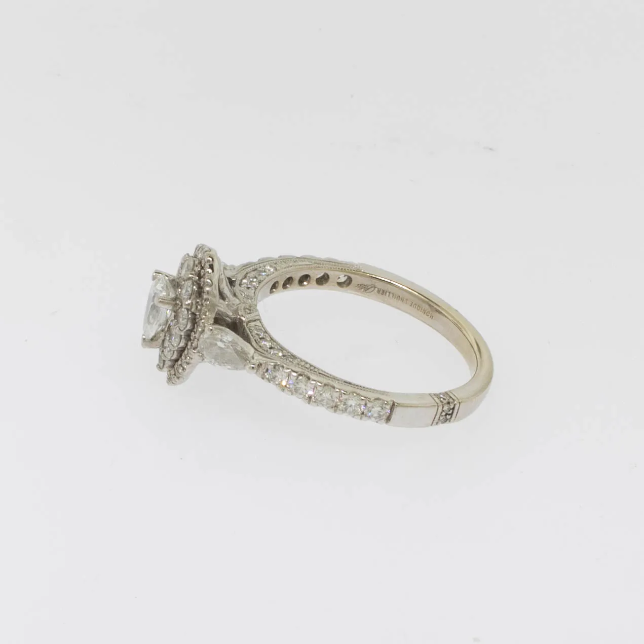 18K White Gold Pear Shaped Diamond Engagement Ring Kay Jewelers Preowned Sz 7