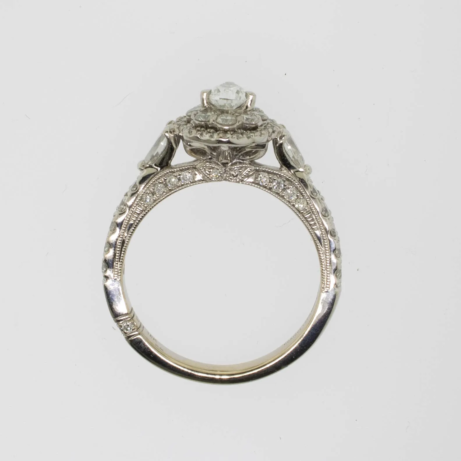 18K White Gold Pear Shaped Diamond Engagement Ring Kay Jewelers Preowned Sz 7