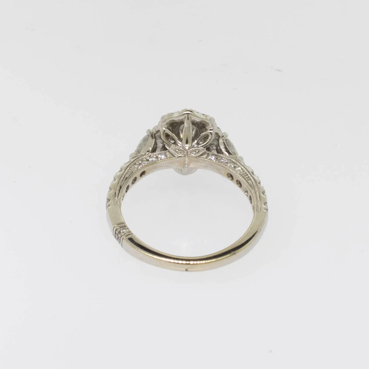 18K White Gold Pear Shaped Diamond Engagement Ring Kay Jewelers Preowned Sz 7
