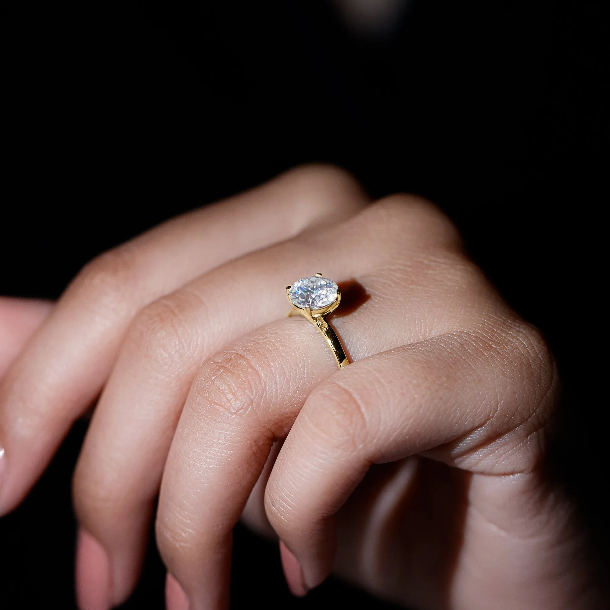 2 CT Peg Head Moissanite Solitaire Engagement Ring