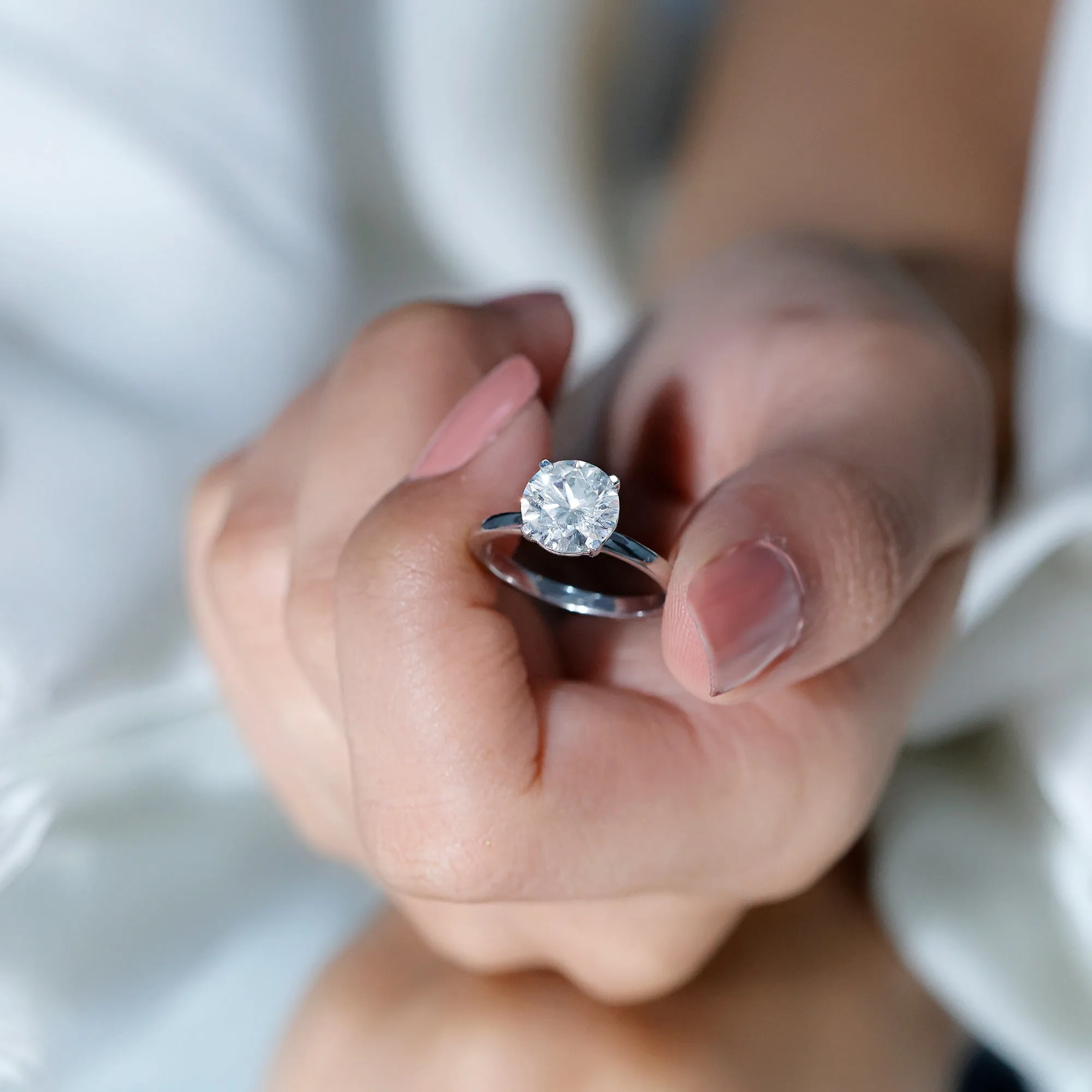 2 CT Peg Head Moissanite Solitaire Engagement Ring