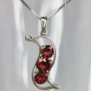 3Stone Natural Red Garnet Pod Pendant