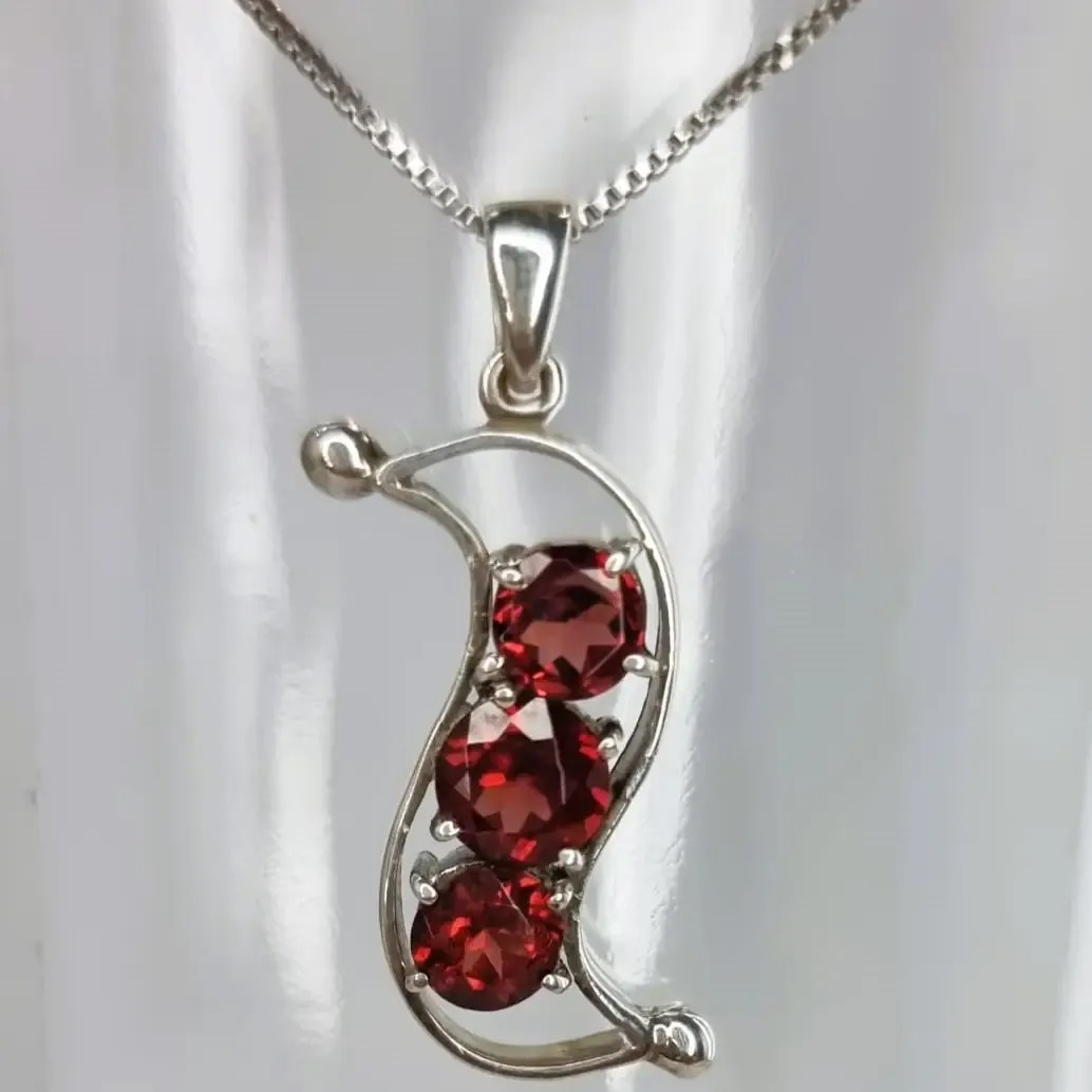 3Stone Natural Red Garnet Pod Pendant