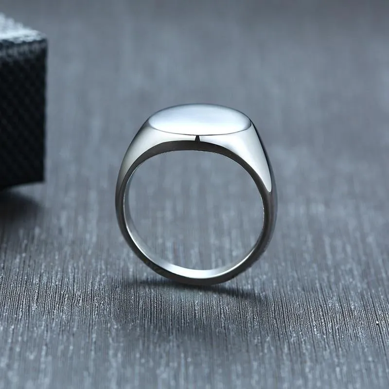 Carl Signet Ring