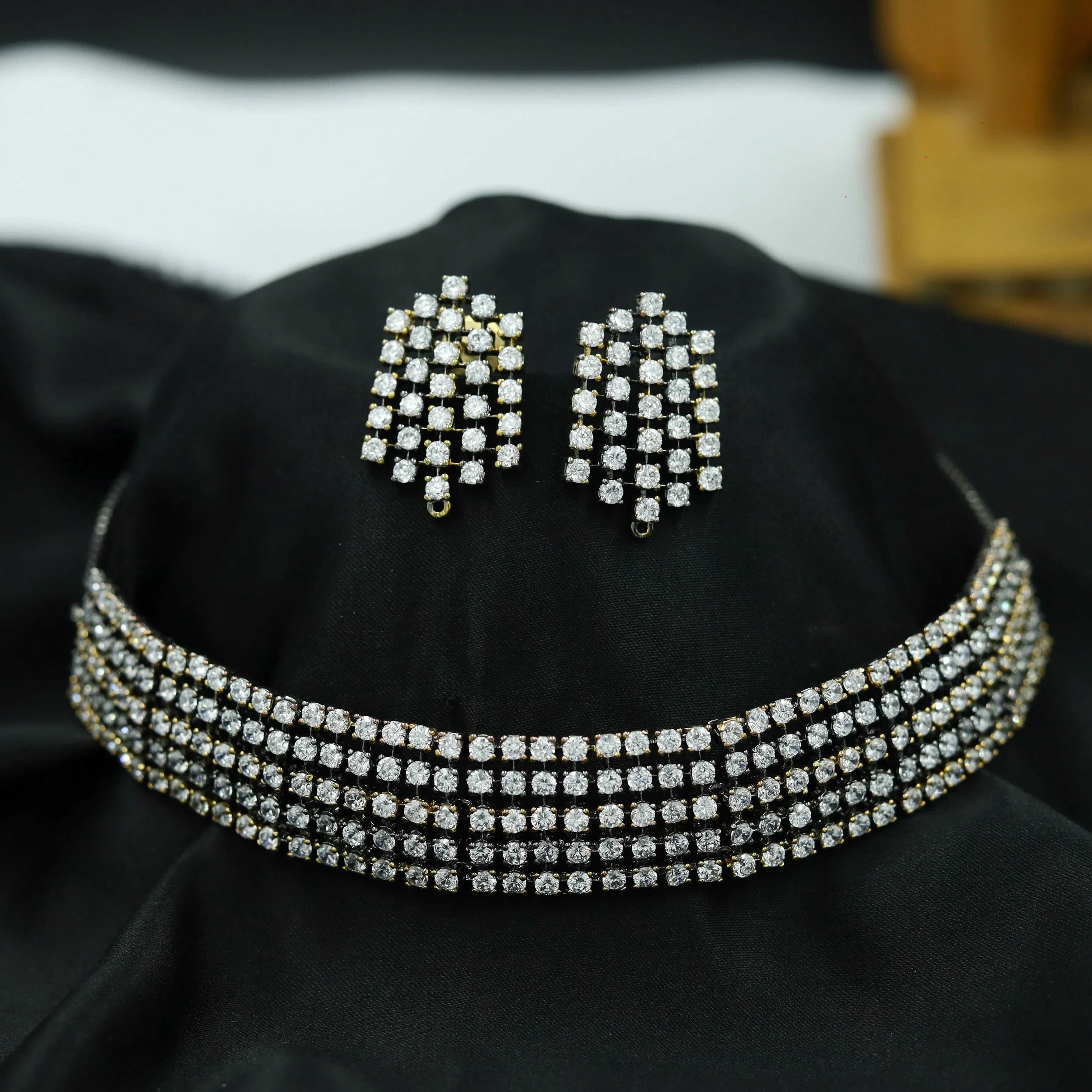 Choker Zircon/AD Necklace Set 11464