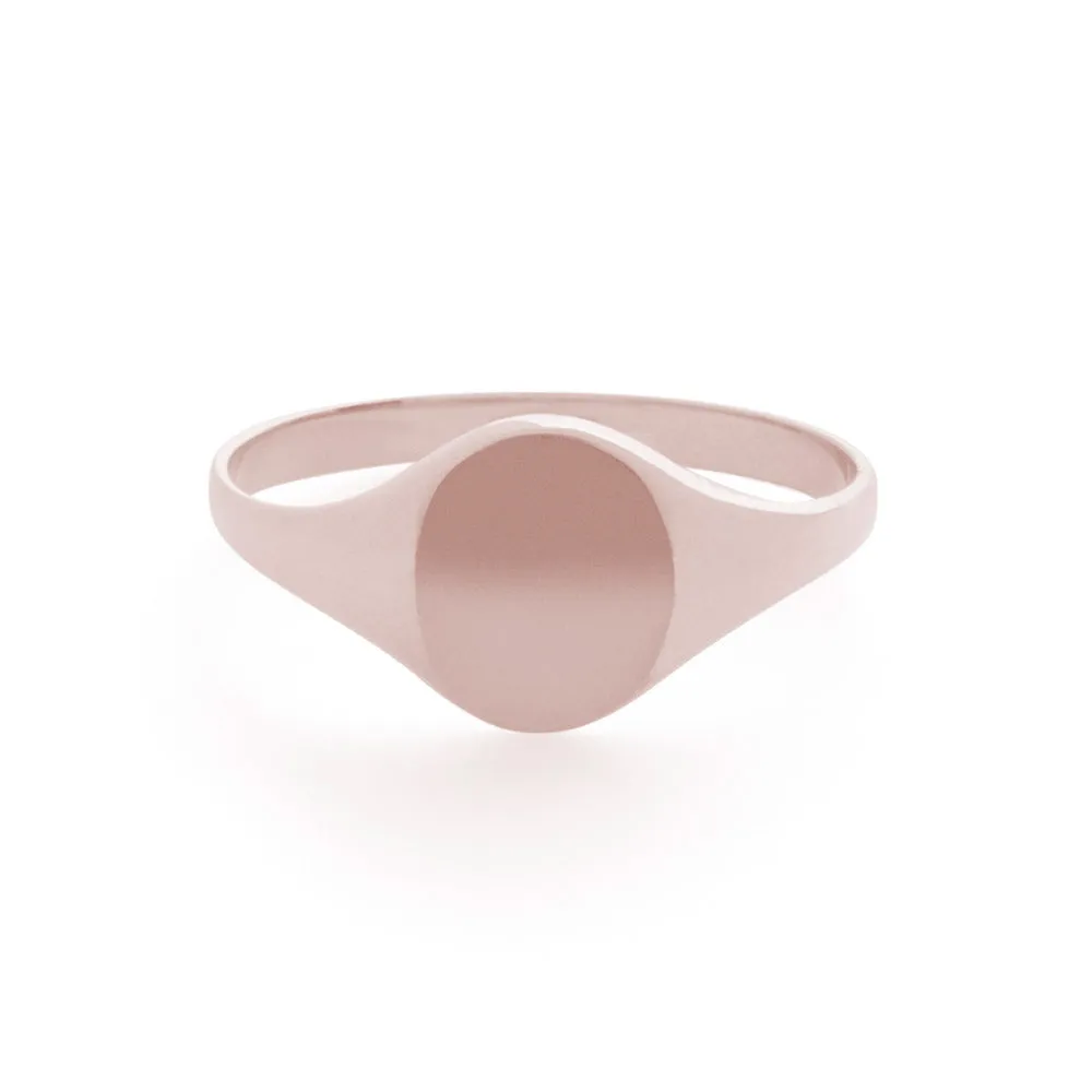 Classic Signet Ring in Rose Gold