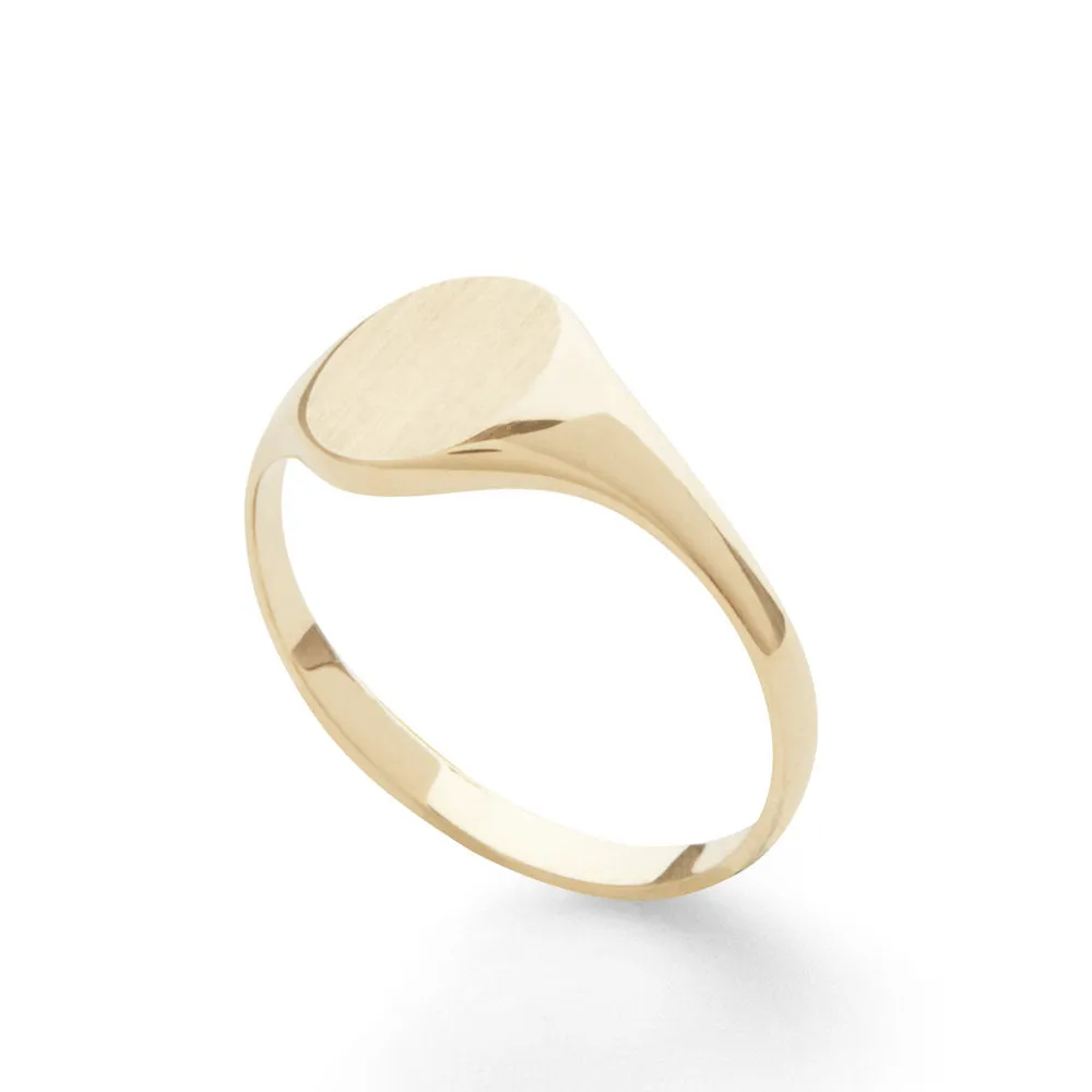 Classic Signet Ring