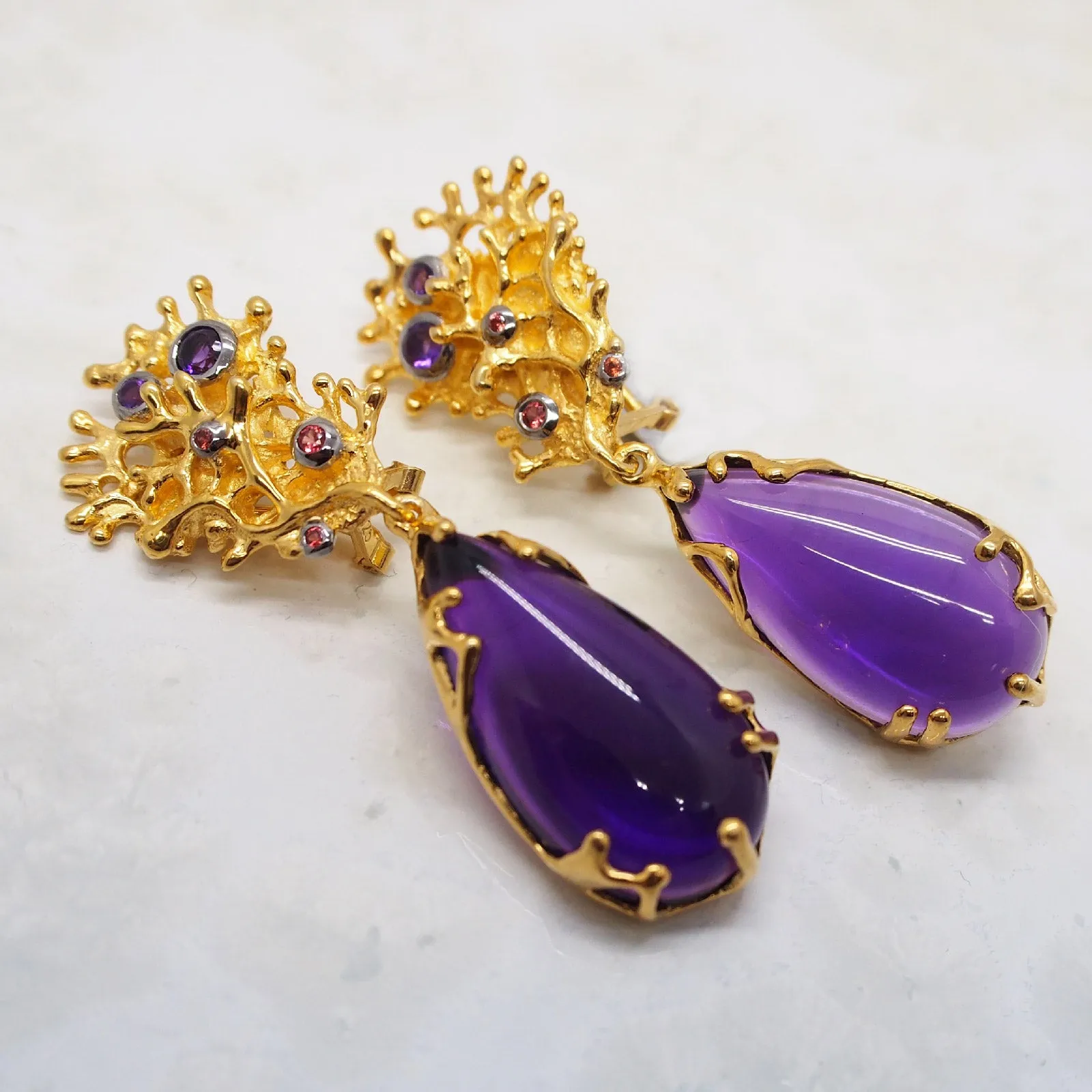 Earrings, Fragments