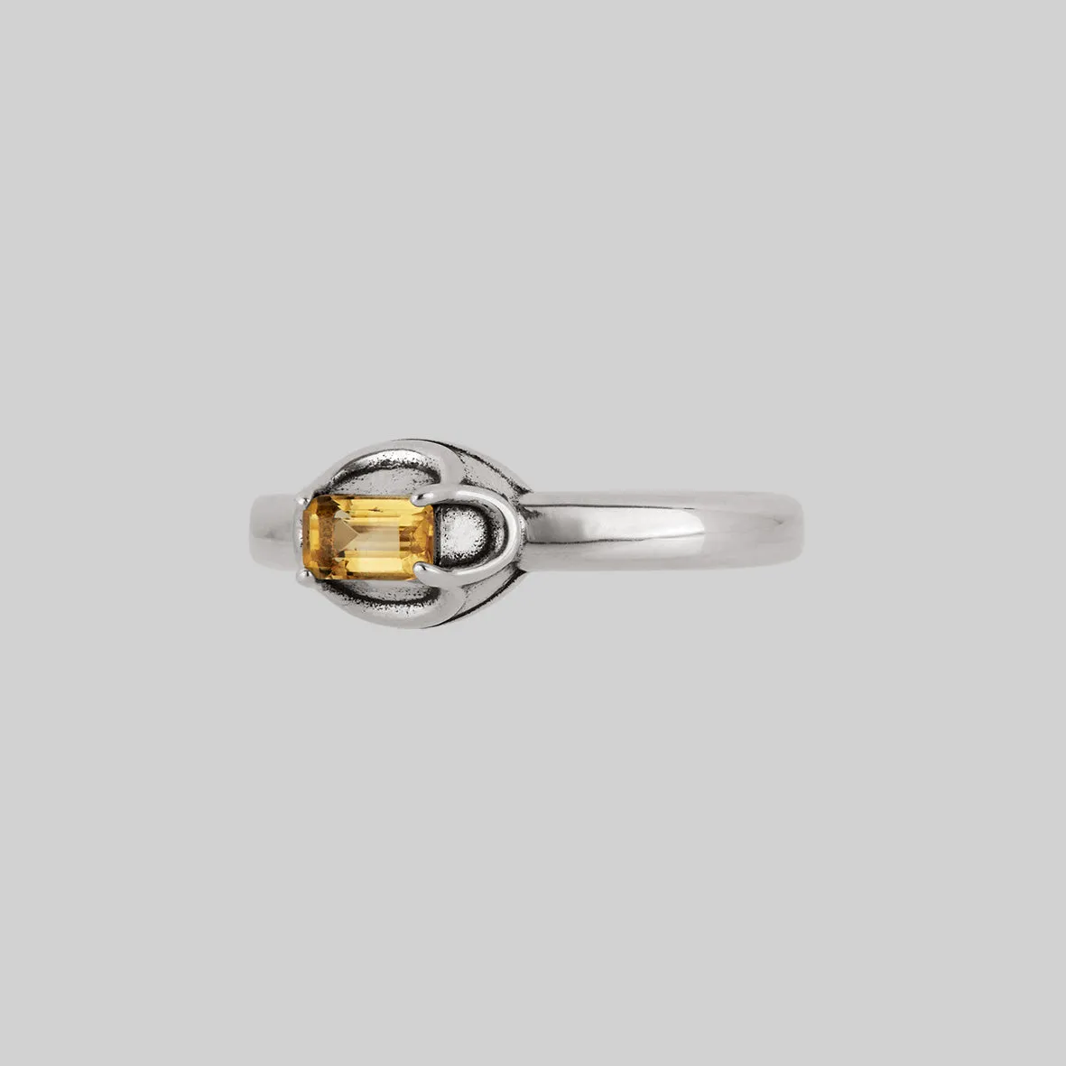 ELIZABETH. Citrine Tudor Ring - Silver