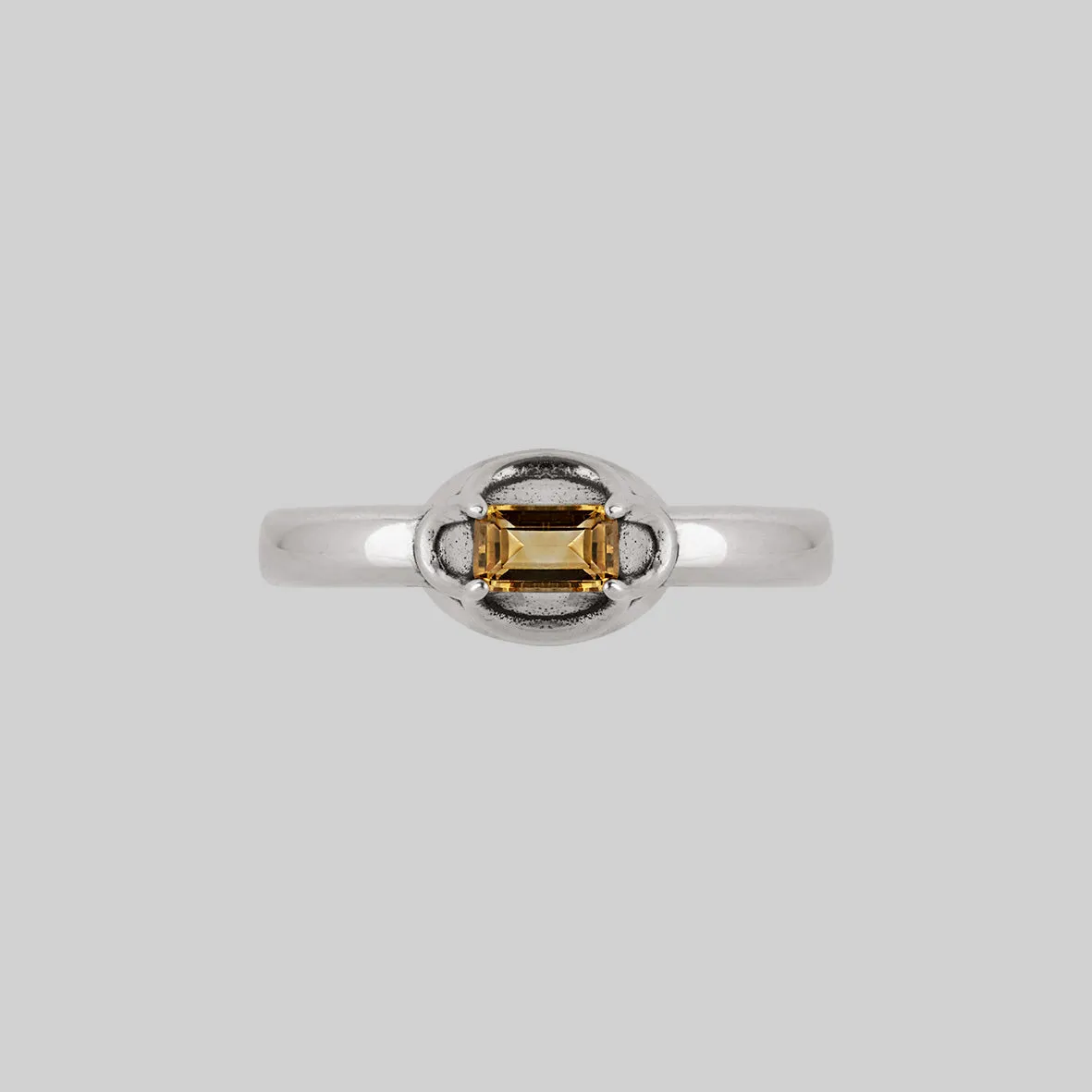 ELIZABETH. Citrine Tudor Ring - Silver