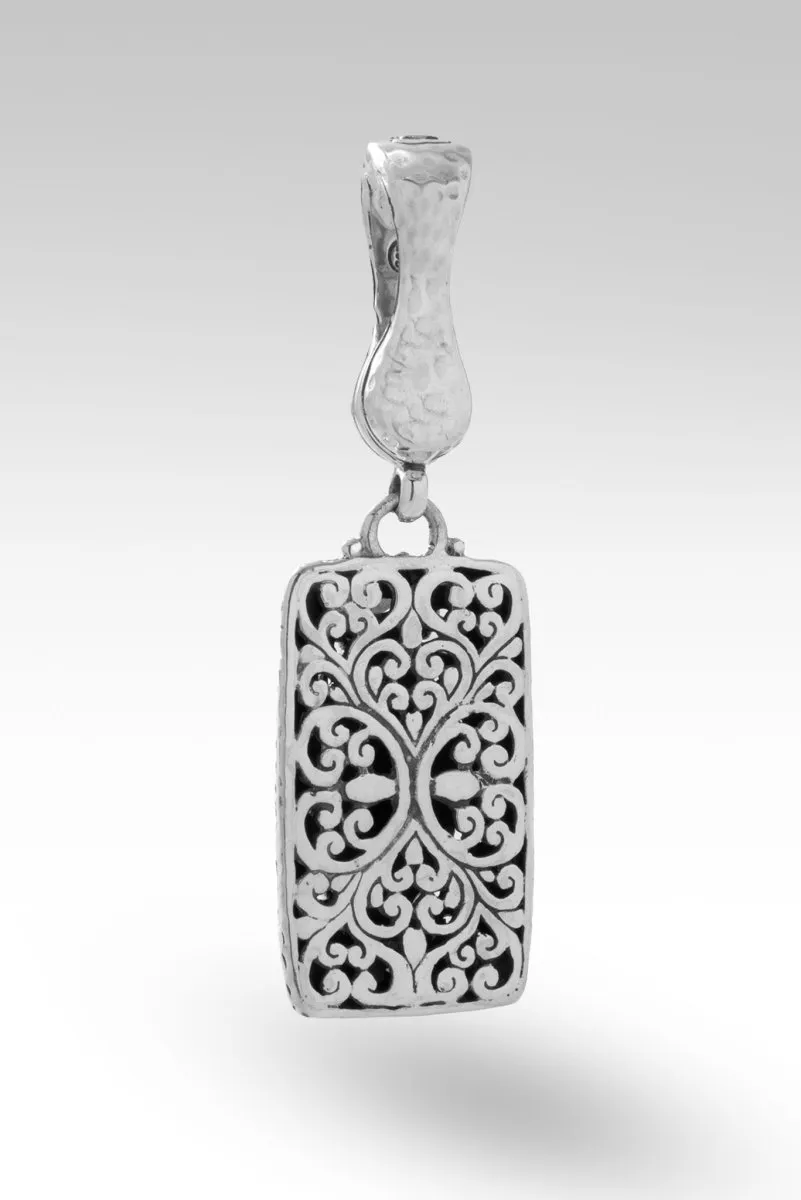 Extend Kindness Pendant™ in Navy Blue Indonesian Coral