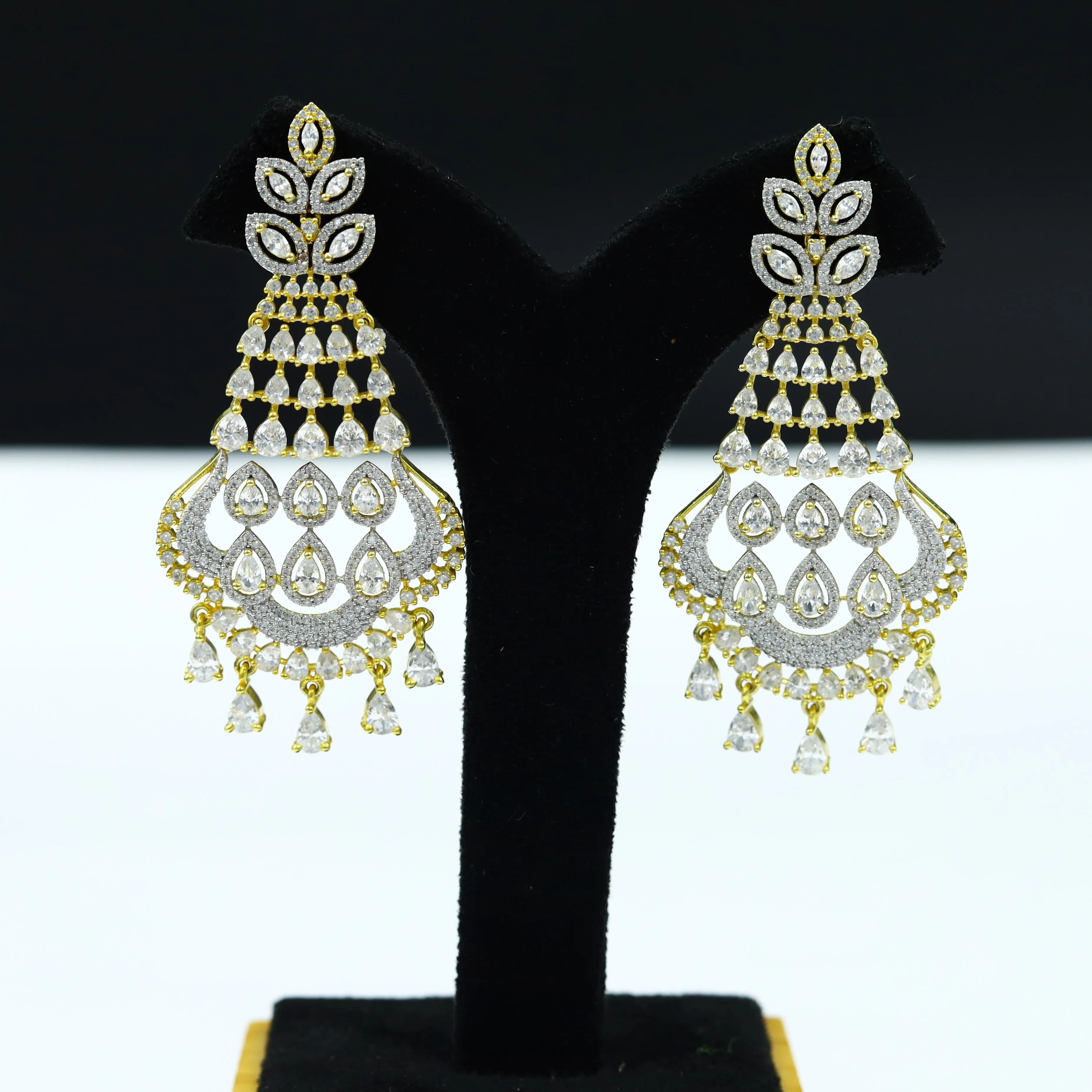 Gold Zircon/AD Earring4599-8664