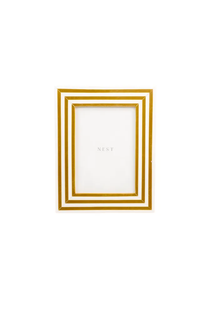 Inlaid Stripe Frame