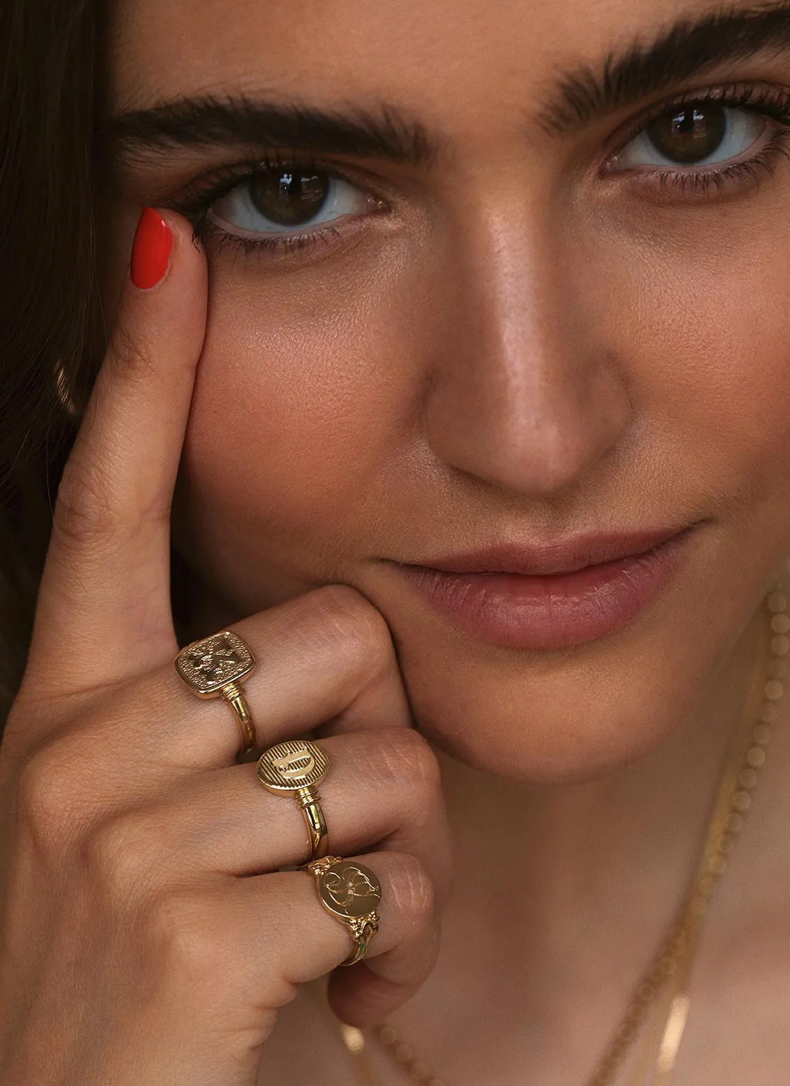 Lexy signet ring 14k gold