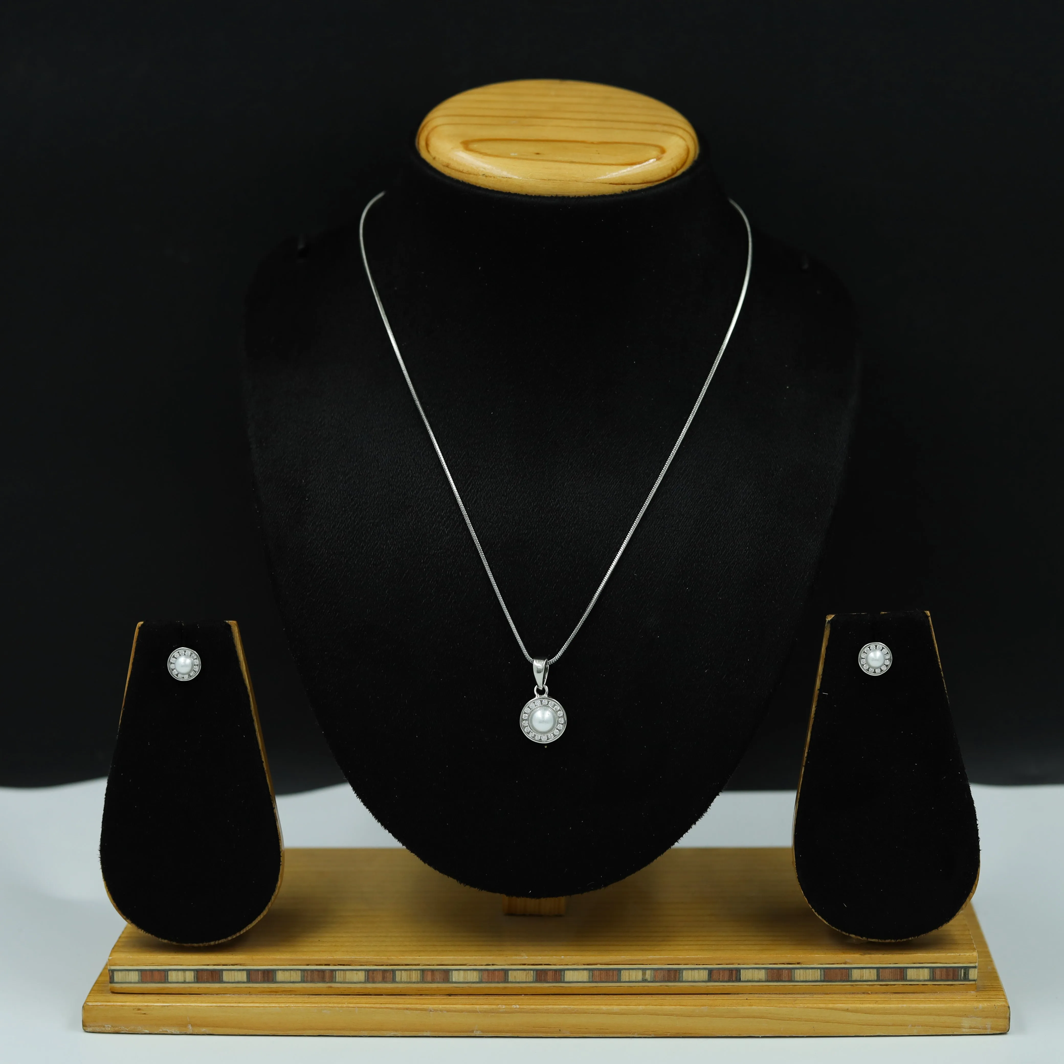 Light Zircon/AD Pendant Set 11642-08