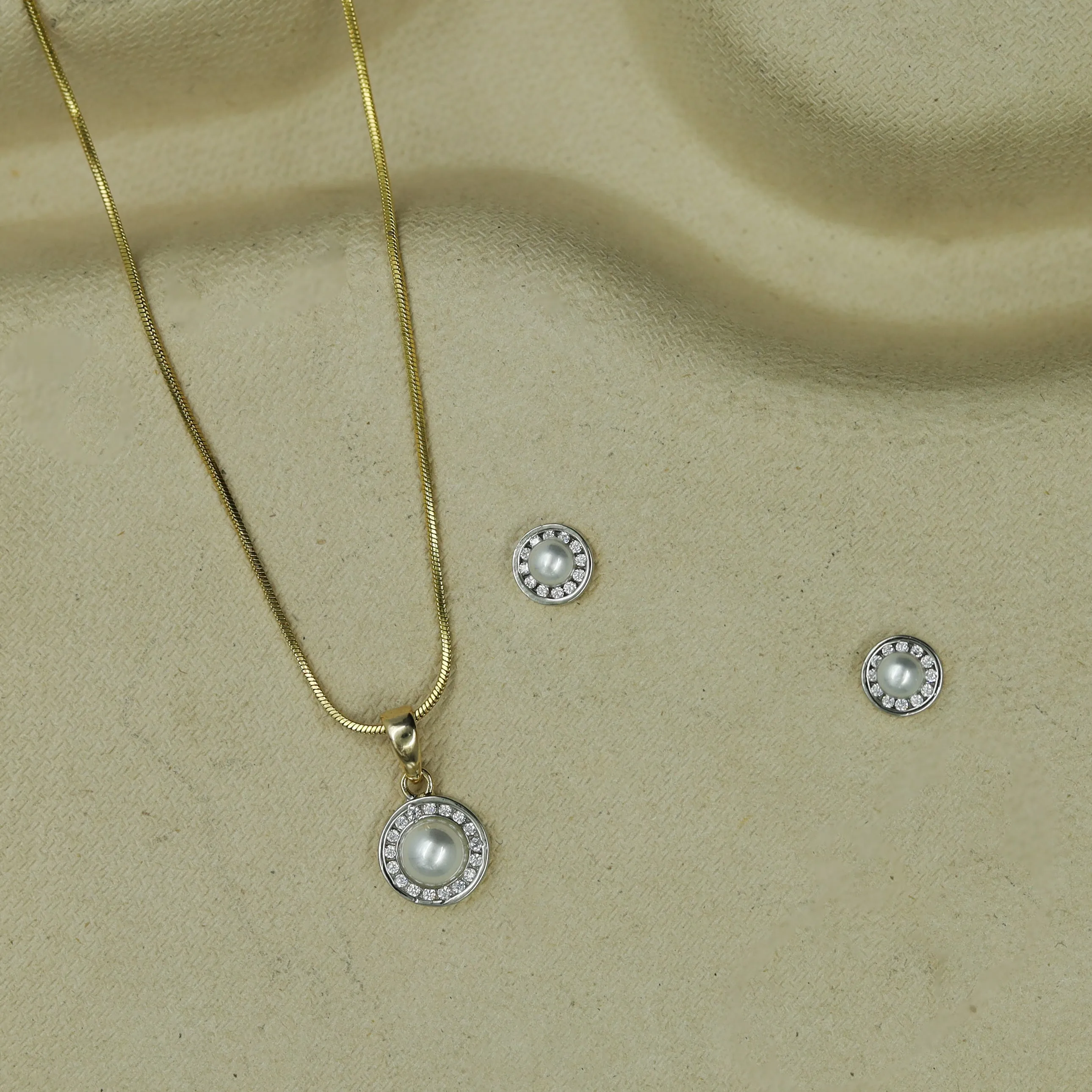 Light Zircon/AD Pendant Set 11642-08