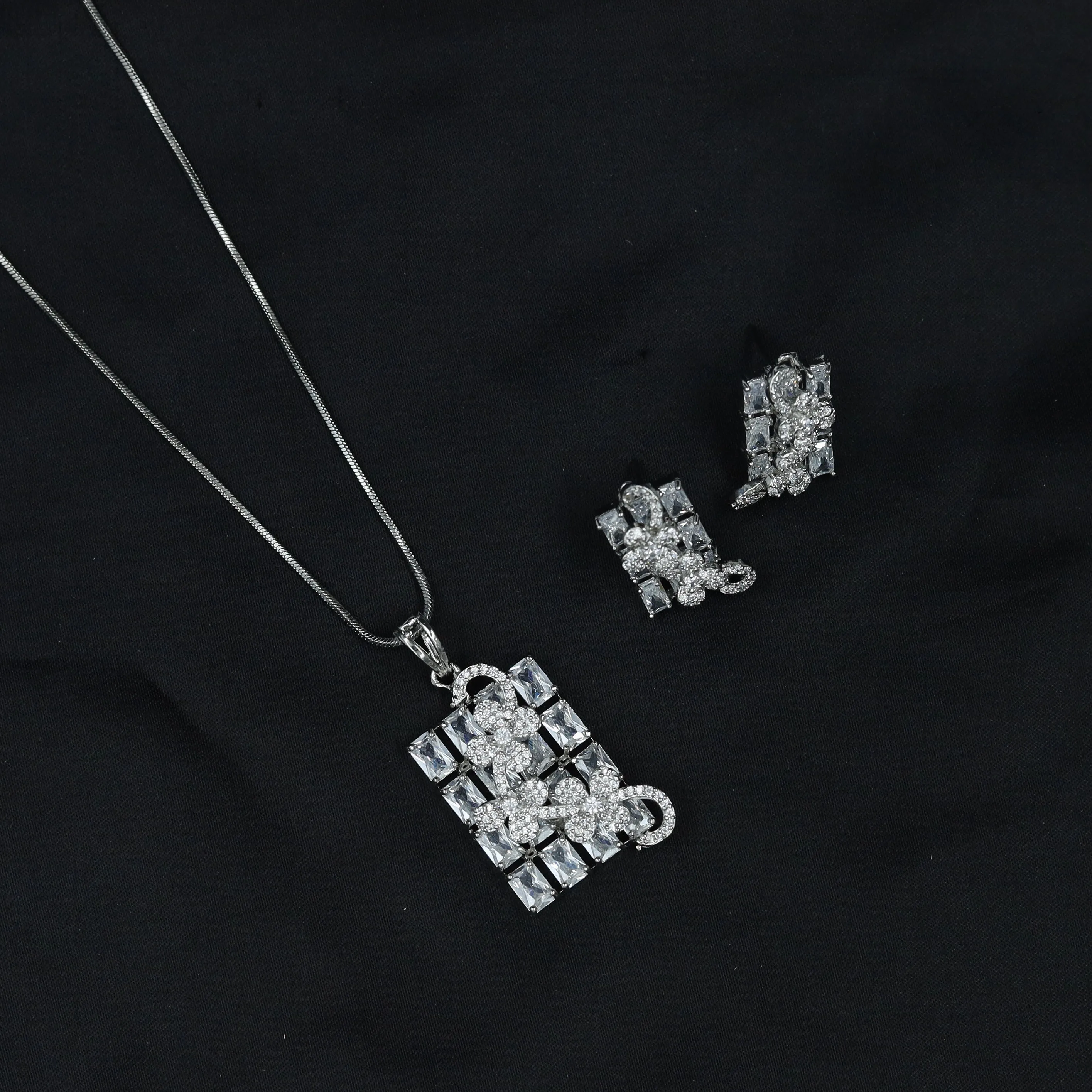 Light Zircon/AD Pendant Set 11648-08