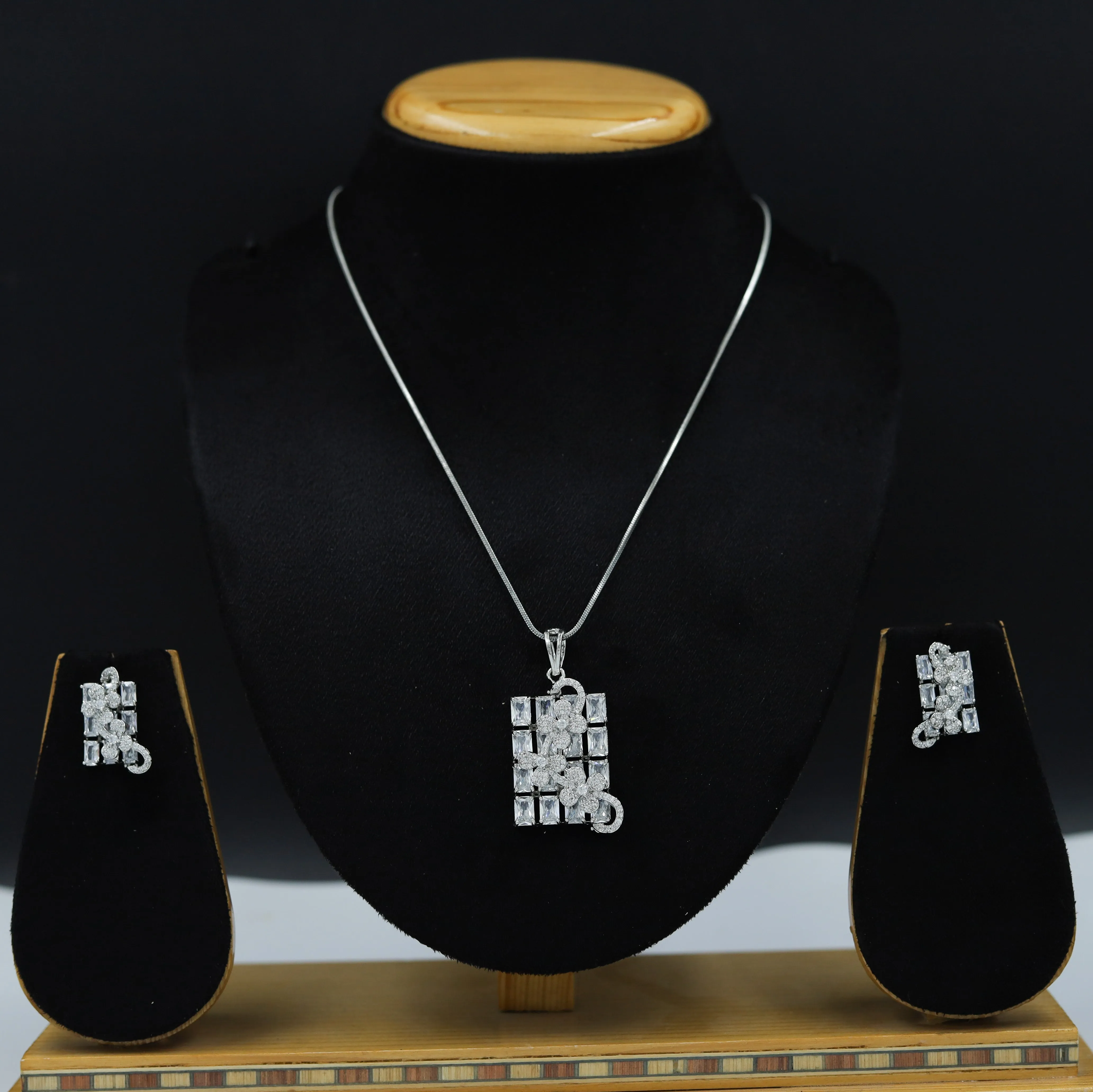 Light Zircon/AD Pendant Set 11648-08