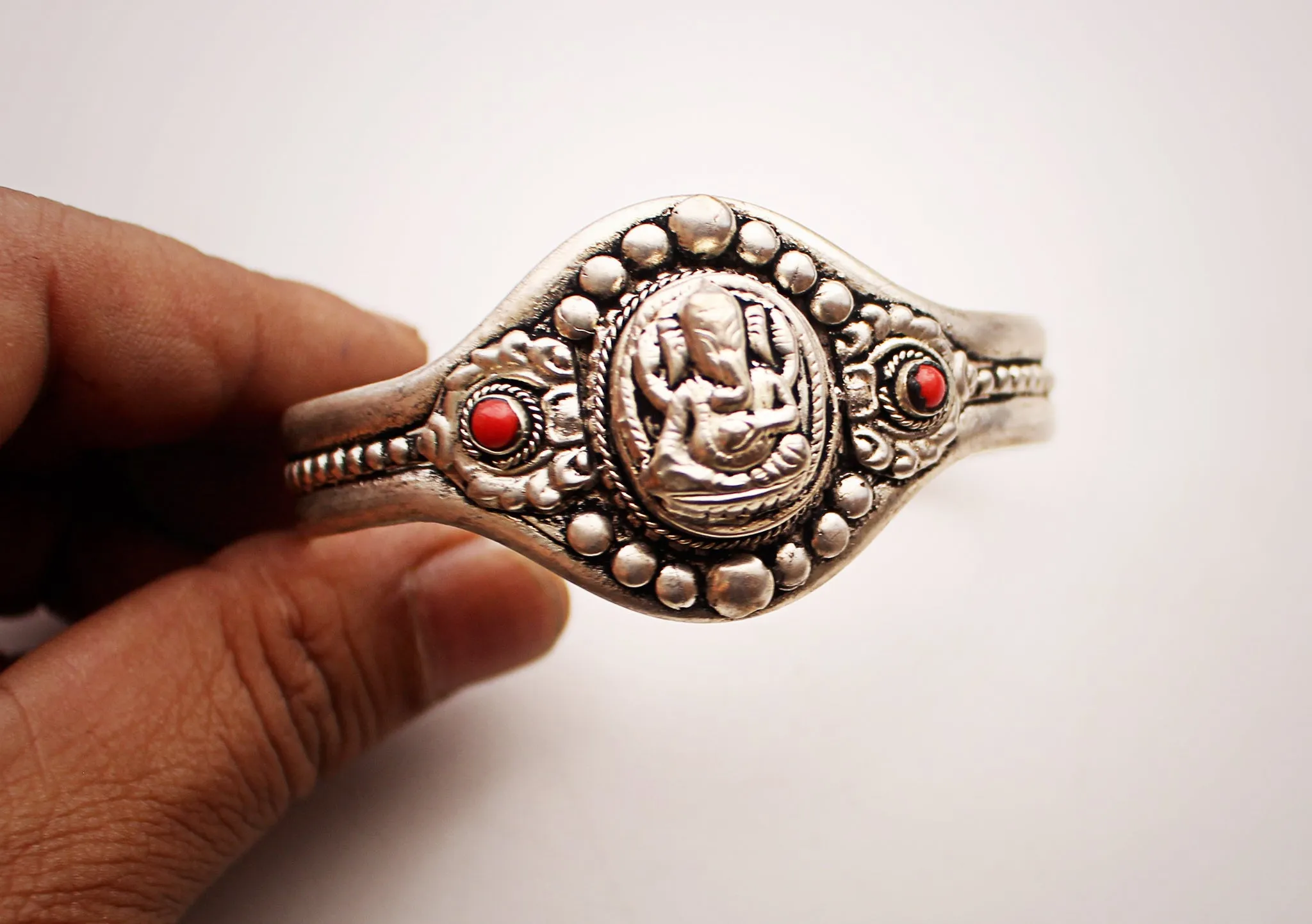Lord Ganesh Tribal White Metal Bracelet