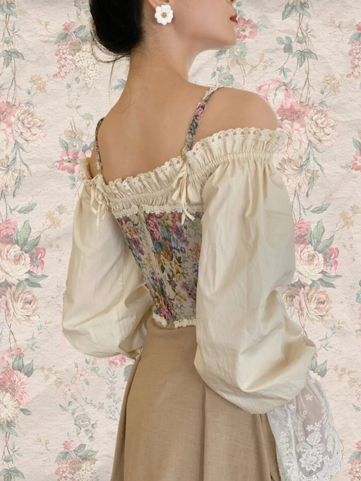 Maggi Corset