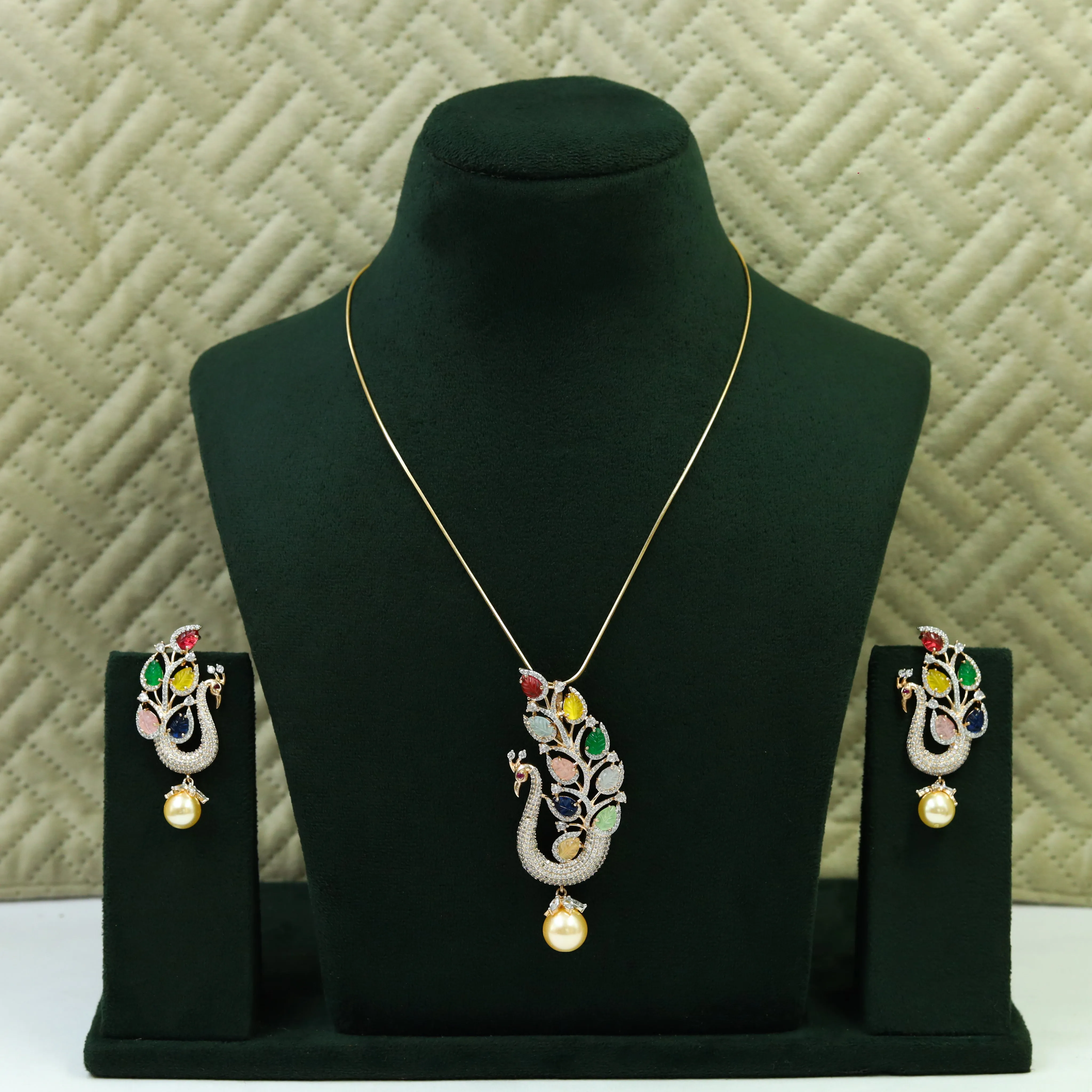 Medium Zircon/AD Pendant Set 7368-34
