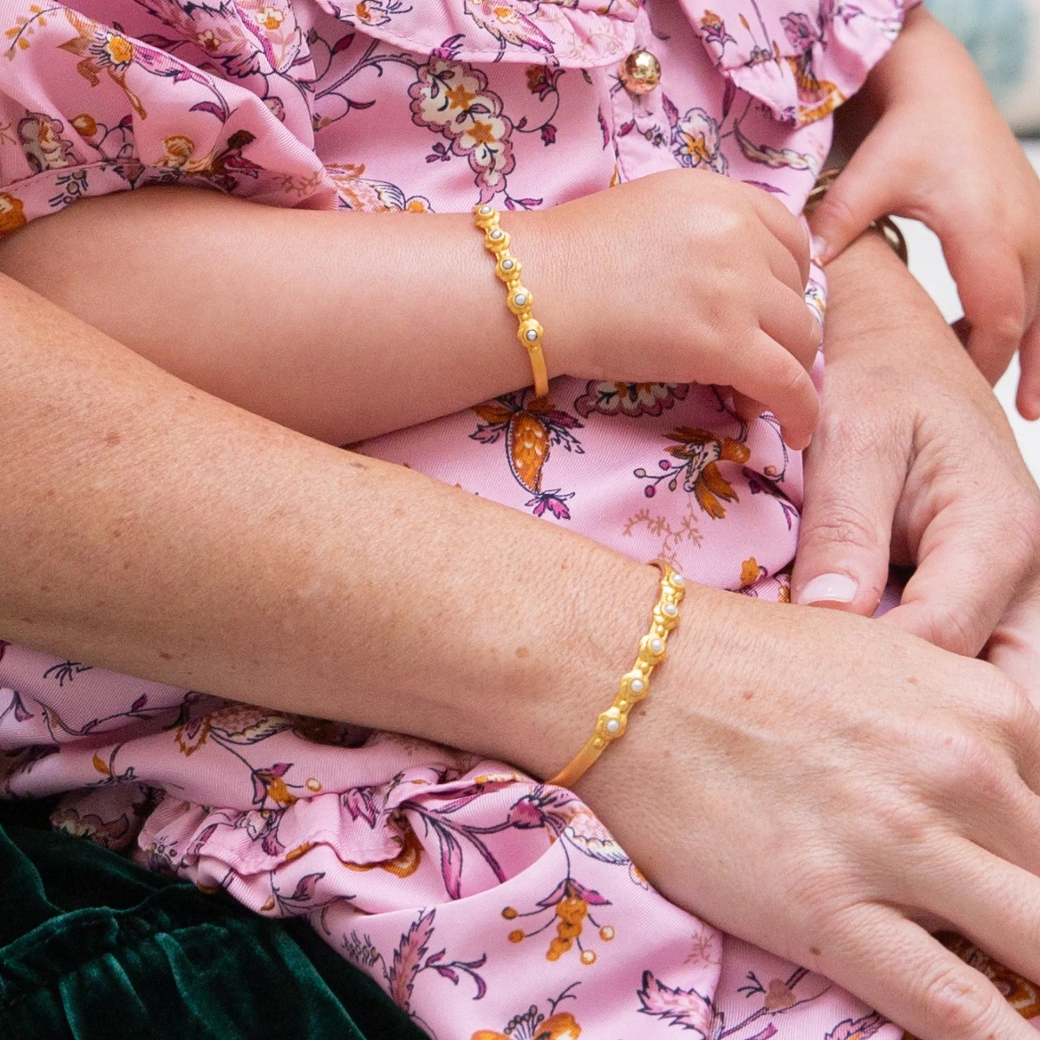 Mommy Matching Bracelet - Pearl
