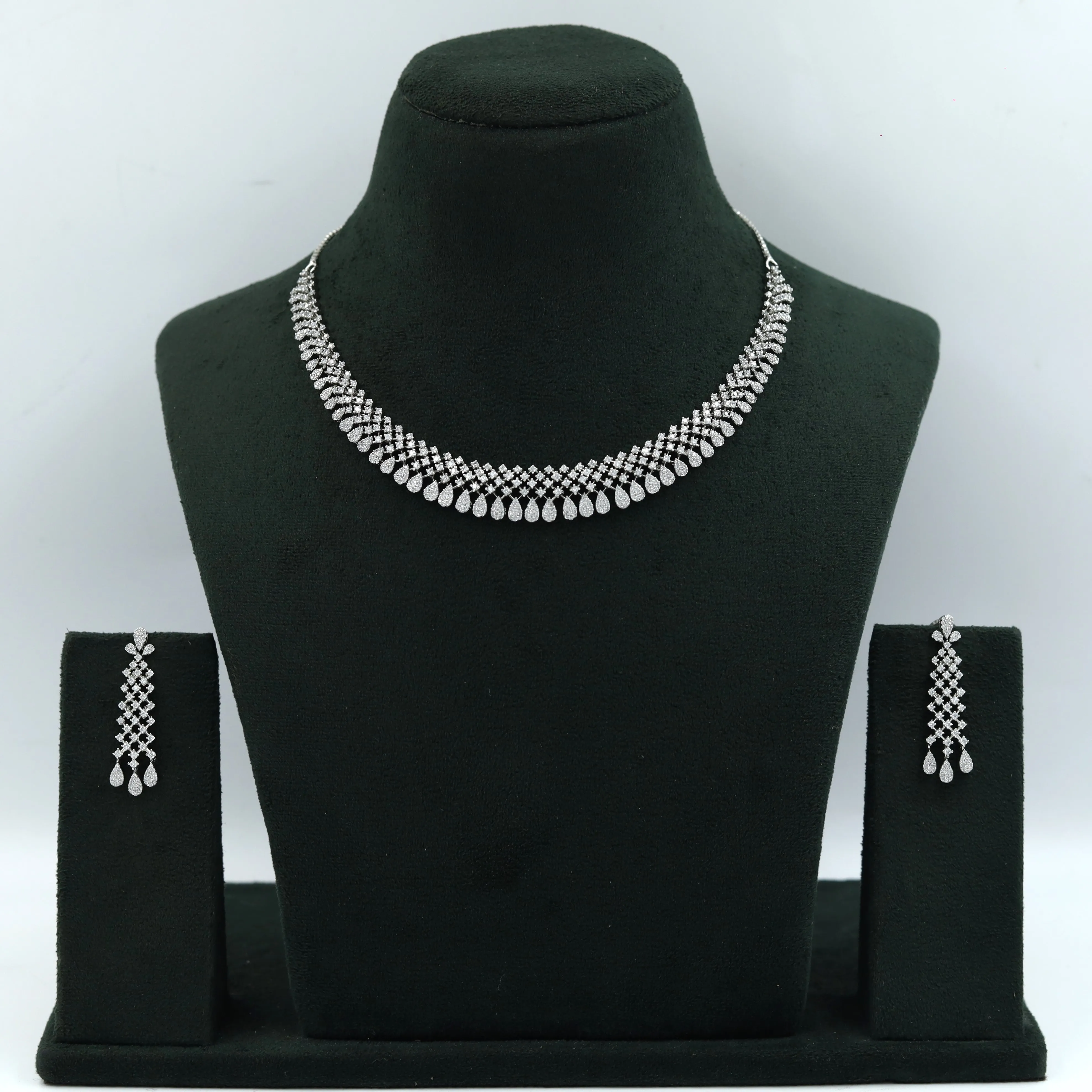 Round Neck Zircon/AD Necklace Set 15319-69