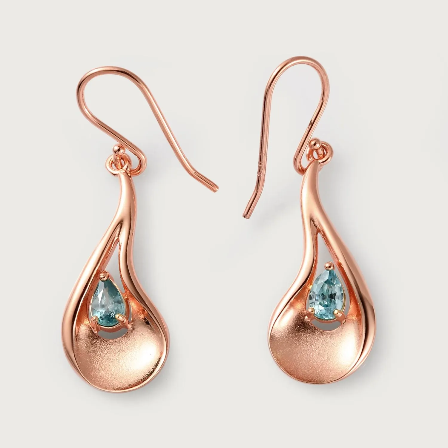 Sandblast Texture Wave Ring   Sandblast Texture Wave Earrings with Ratanakiri Blue Zircon
