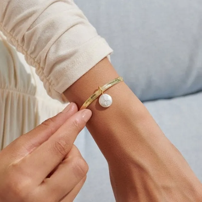Solaria Coin Pearl Gold Plated Pendant 18cm   3cm Bracelet 7158