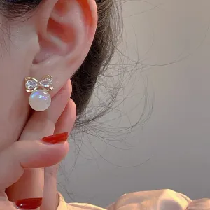 Sterling Silver Needle Unique Design Man Yuji Pearl Earrings Light Luxury Zircon