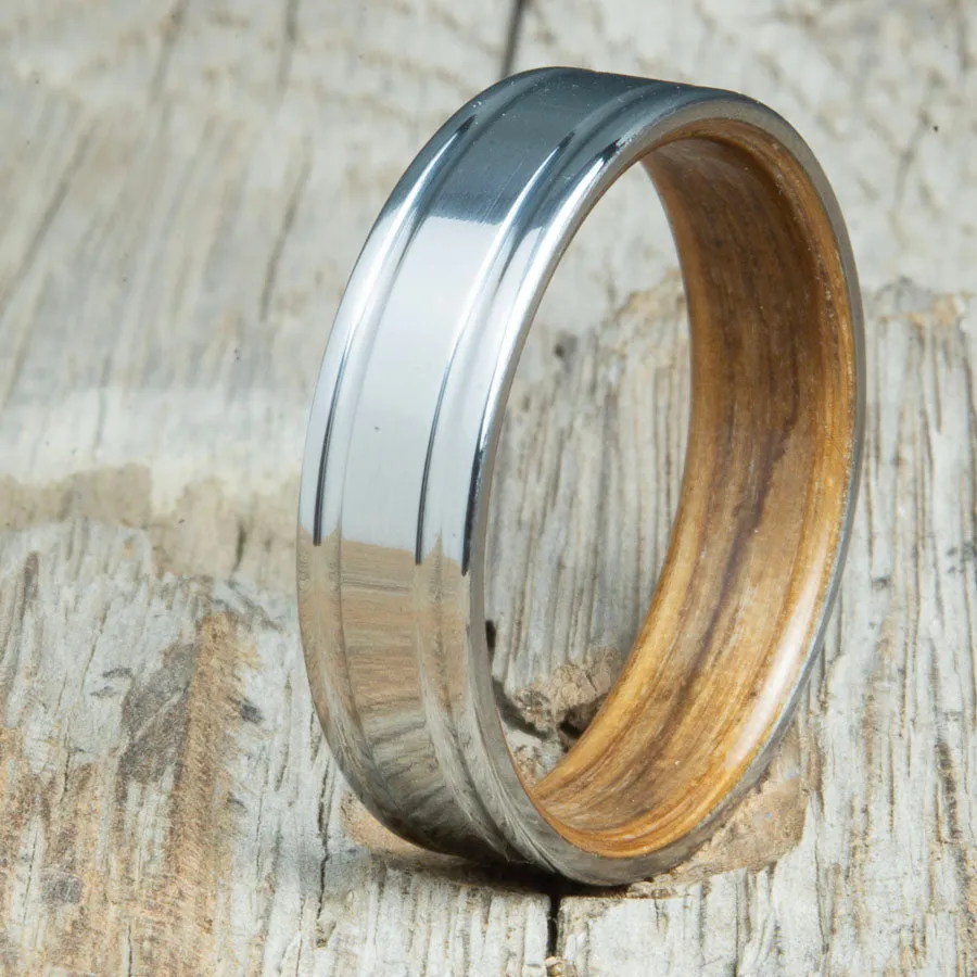 Whiskey barrel bentwood ring with polished double groove 6mm titanium