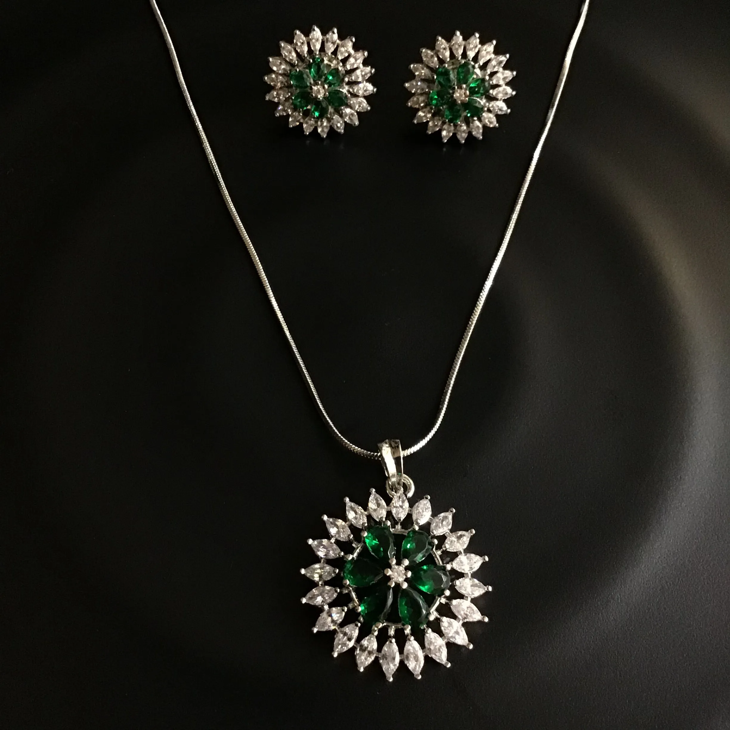 Zircon/AD Pendant Set  1156-69